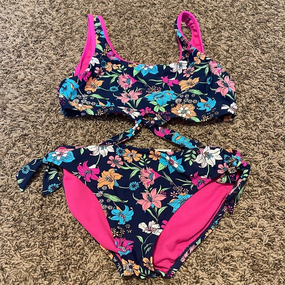 angel beach Other - Angel Beach Floral Print Two Piece Bathing Suit